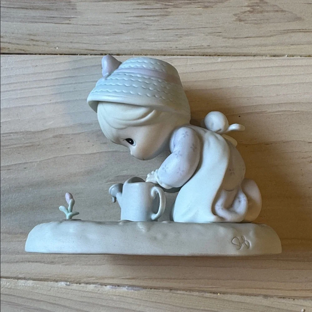 Precious Moments Porcelain Figurine “Friendship Grows When You Plant A Seed”